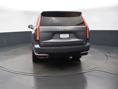 Used 2021 Cadillac Escalade Premium Luxury w/ LPO, Illumination Package image 5