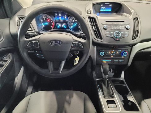 Used 2017 Ford Escape S FWD image 22