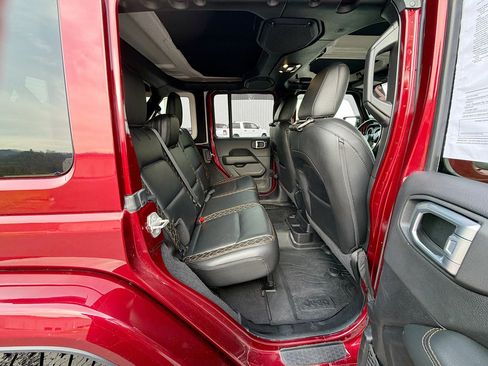 Used 2021 Jeep Wrangler Unlimited Sahara image 28