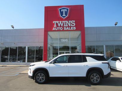 Used 2026 Chevrolet Traverse LT w/ Driver Confidence Package