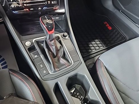 New 2026 Volkswagen Jetta GLI Autobahn image 32