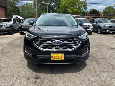 Used 2022 Ford Edge Titanium AWD/4WD image 13