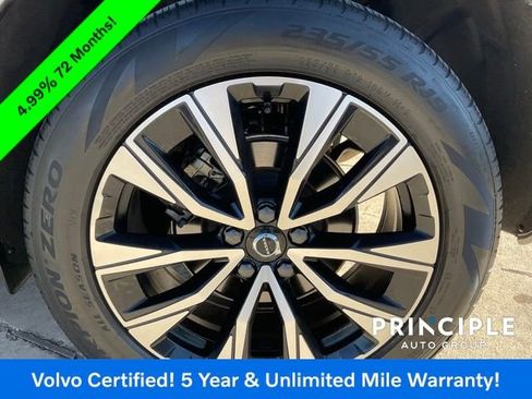 Certified 2023 Volvo XC60 B5 Core image 13