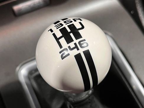 Used 2013 Ford Mustang Shelby GT500 image 25