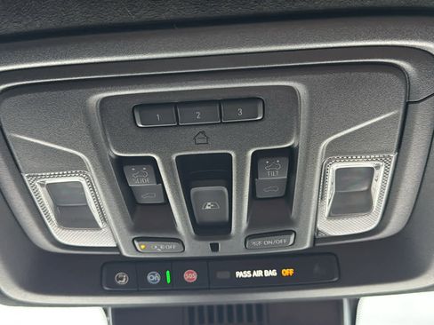 Certified 2023 GMC Sierra 1500 Denali Ultimate AWD/4WD image 22