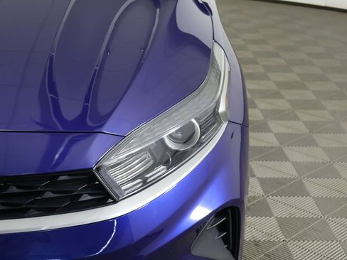 Used 2023 Kia Forte LXS w/ LXS Technology Package image 13