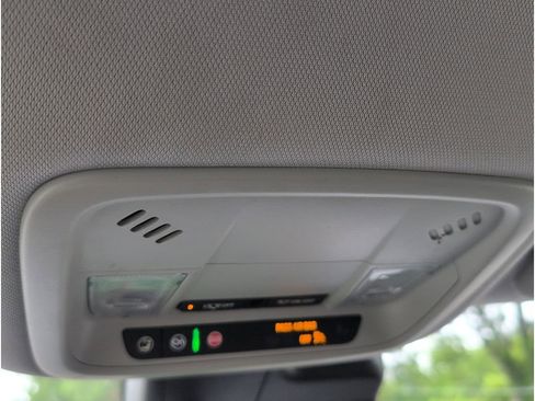 Used 2023 Chevrolet Malibu LT image 28