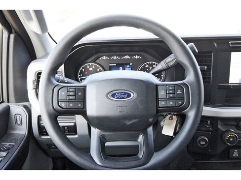 Used 2023 Ford F250 XL image 14