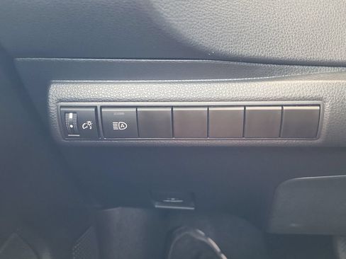 Used 2024 Toyota Corolla LE FWD image 22