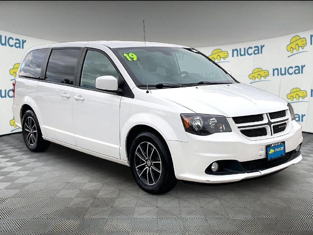 Used 2019 Dodge Grand Caravan GT FWD image 1
