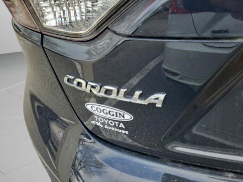 Used 2025 Toyota Corolla LE w/ Convenience Package image 27