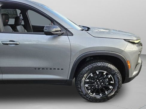 New 2026 Chevrolet Traverse Z71 image 9