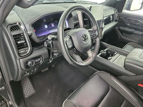 Used 2025 RAM 1500 Limited AWD/4WD image 19