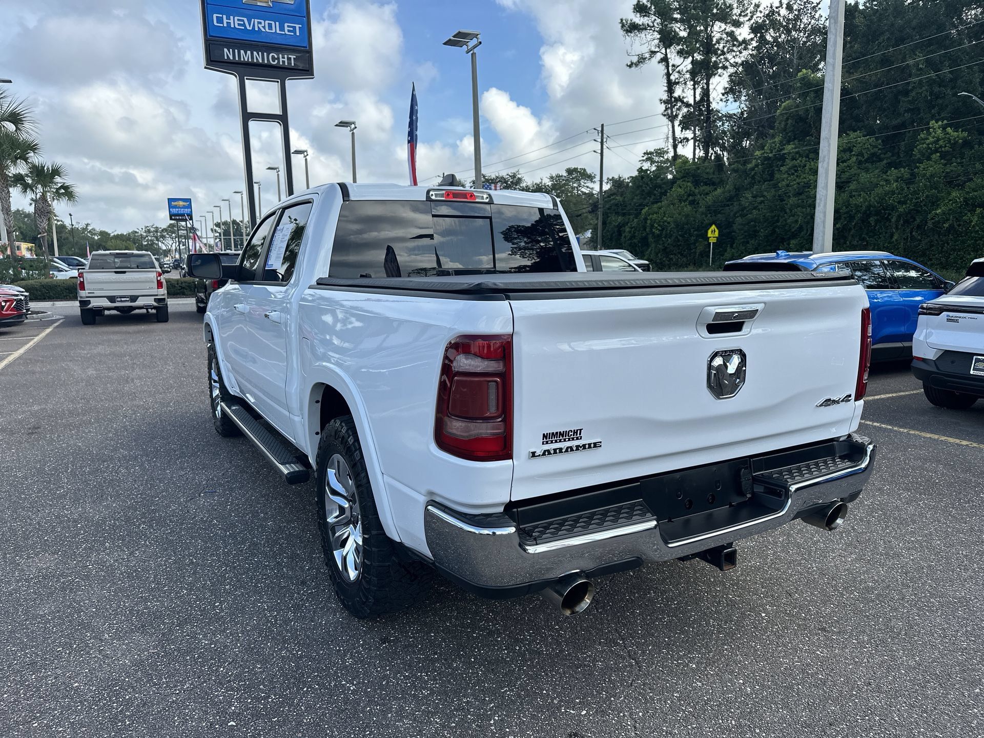 Used 2020 RAM 1500 Laramie AWD/4WD image 14