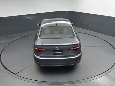 Used 2020 Volkswagen Jetta SE FWD image 34