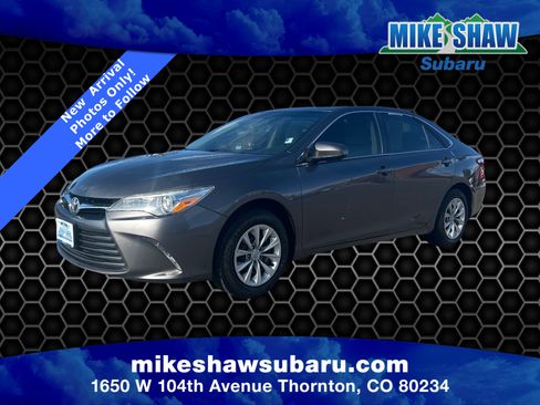 Used 2015 Toyota Camry LE image 16