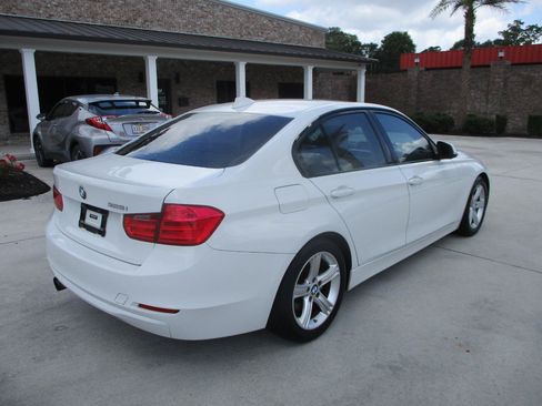 Used 2013 BMW 328i Sedan RWD image 10