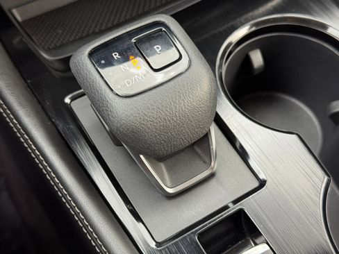 Used 2022 Nissan Rogue SL w/ SL Premium Package image 28