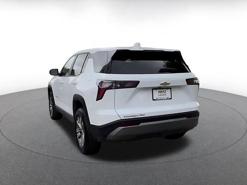 Used 2025 Chevrolet Equinox LT AWD/4WD image 11