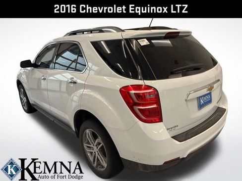 Used 2016 Chevrolet Equinox LTZ w/ Enhanced Convenience Package image 6