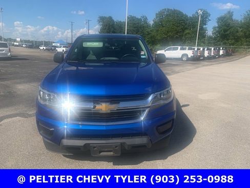 Used 2018 Chevrolet Colorado W/T w/ WT Convenience Package RWD image 2
