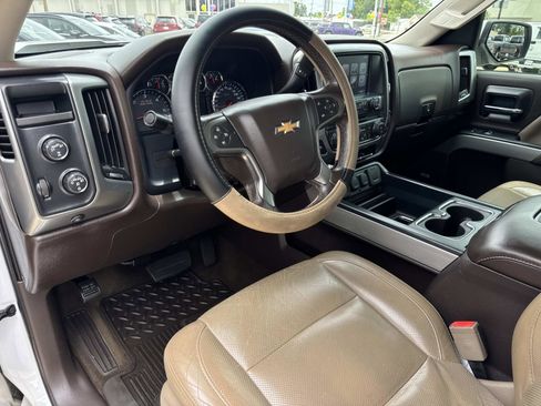 Used 2017 Chevrolet Silverado 1500 LT w/ All Star Edition AWD/4WD image 17