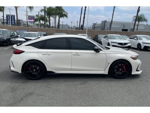 Used 2025 Honda Civic Type R image 6