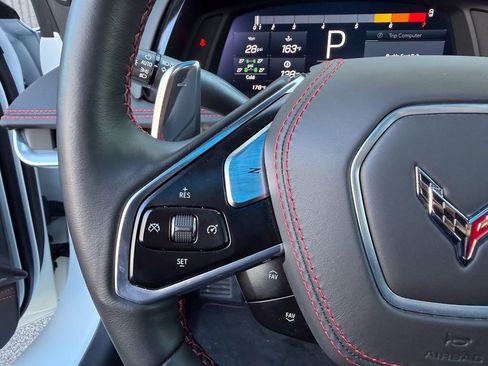 Used 2021 Chevrolet Corvette Stingray Premium Cpe w/ Z51 Performance Package image 37