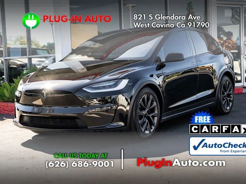 Used 2022 Tesla Model X Plaid image 1