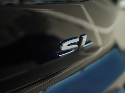 Used 2023 Nissan Pathfinder SL image 39