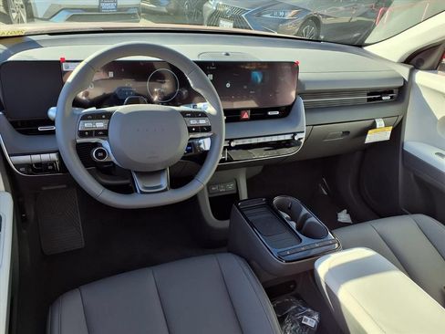 New 2026 Hyundai Ioniq 5 SEL RWD image 9