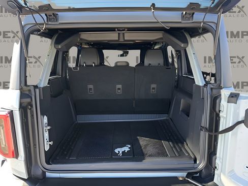 Used 2022 Ford Bronco Wildtrak image 28