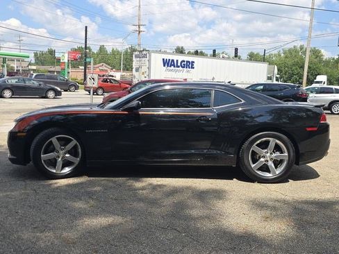 Used 2015 Chevrolet Camaro LT RWD image 4