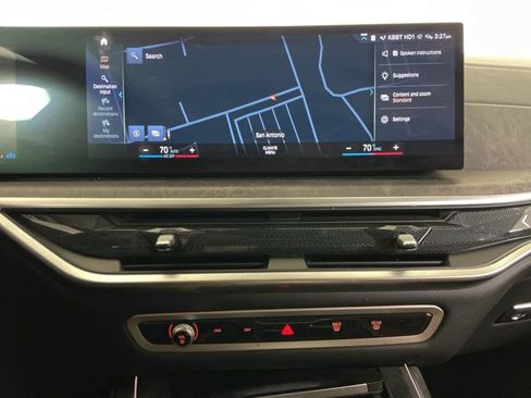 Certified 2023 BMW X7 xDrive40i w/ Premium Package image 12