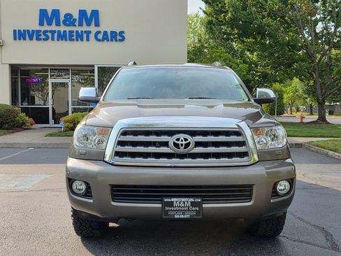 Used 2011 Toyota Sequoia Limited image 6