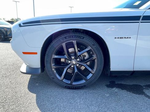 Used 2022 Dodge Challenger R/T w/ Blacktop Package image 29