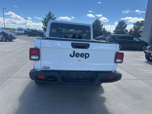New 2025 Jeep Gladiator Sport AWD/4WD image 4