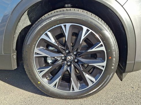 Certified 2024 MAZDA CX-90 Plug-In Hybrid w/ Premium Plus image 9