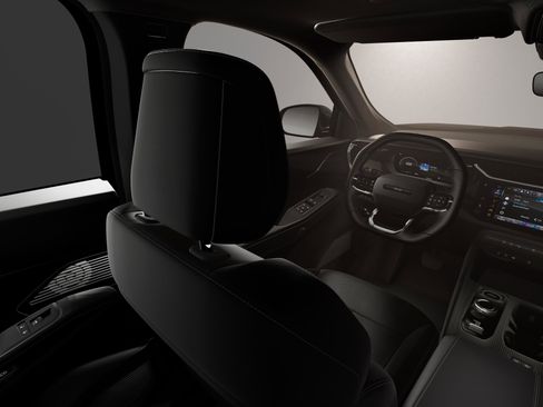 New 2026 Jeep Cherokee Laredo AWD/4WD image 8