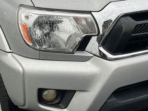 Used 2012 Toyota Tacoma 4x4 Double Cab w/ TRD Off-Road Pkg image 8