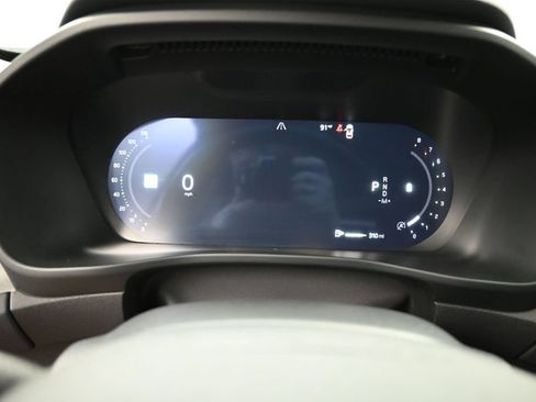 Used 2026 Volvo XC40 B5 Plus AWD/4WD image 12