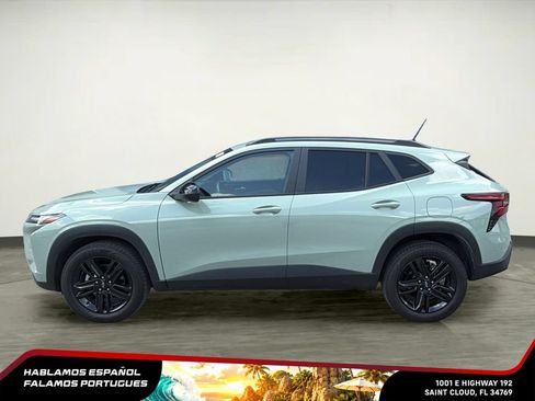 Certified 2025 Chevrolet Trax ACTIV w/ Driver Confidence Package FWD image 3