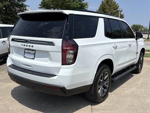 Used 2022 Chevrolet Tahoe Z71 w/ Luxury Package AWD/4WD image 3