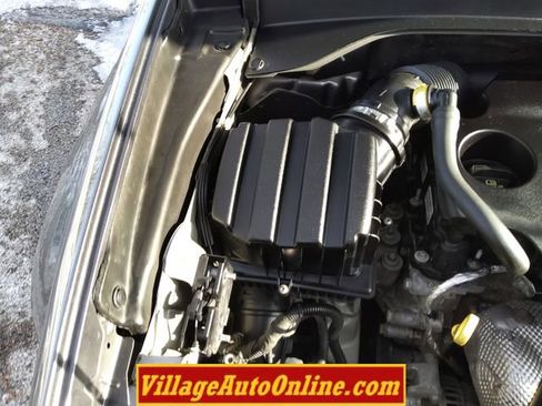 Used 2018 Jeep Renegade Trailhawk w/ Cold Weather Group II image 34