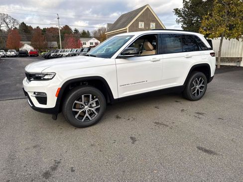 New 2025 Jeep Grand Cherokee Limited image 4