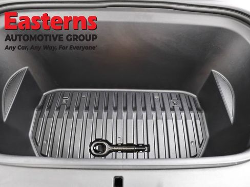 Used 2020 Tesla Model Y Long Range image 7