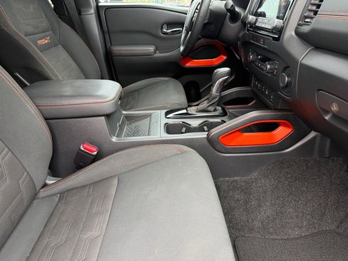 Used 2022 Nissan Frontier Pro-X image 29