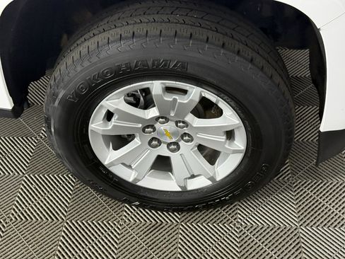 Used 2022 Chevrolet Colorado LT w/ Fleet Safety Package image 12