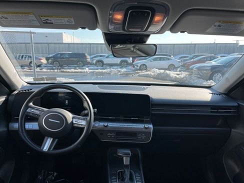 Used 2025 Hyundai Kona SEL image 34