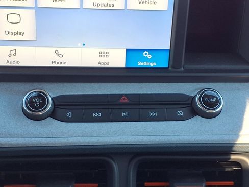 Certified 2024 Ford Maverick XLT w/ Equipment Group 300A Standard image 12